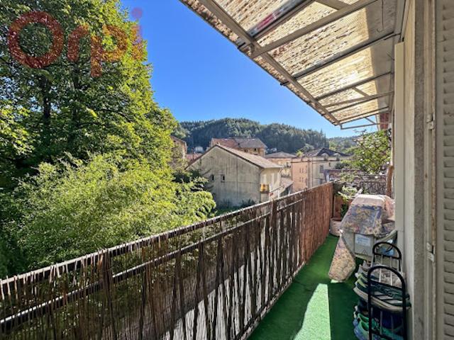 Vente Appartement 4 pièces 78.09 m2 Vals les Bains