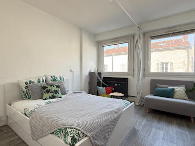 Vente Appartement 4 pièces 78.09 m2 La Roche sur Yon