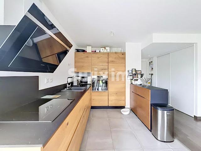 Vente Appartement 4 pièces 78 m2 Divonne les Bains