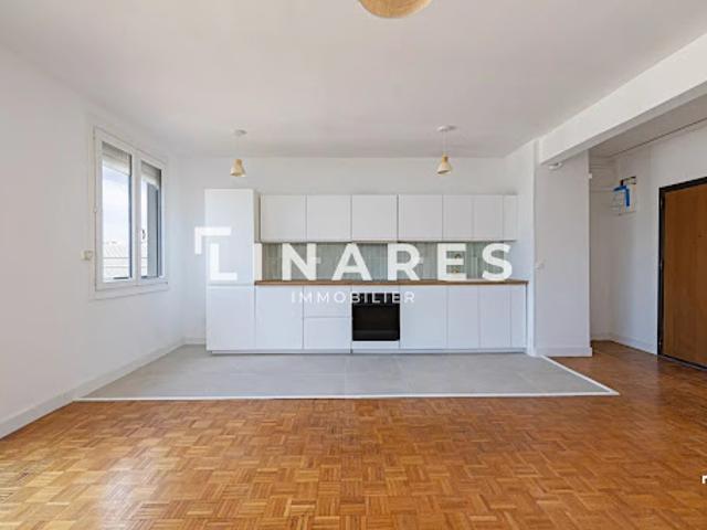 Vente Appartement 4 pièces 83 m2 Marseille 8ème