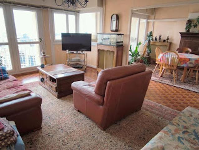 Vente Appartement 4 pièces 78 m2 Nimes
