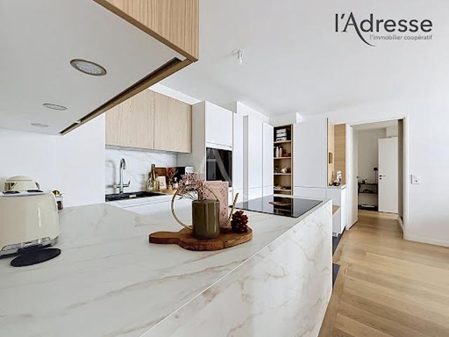 Vente Appartement 4 pièces 78 m2 Puteaux