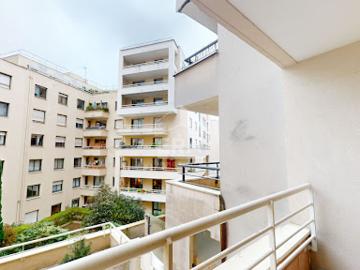Vente Appartement 4 pièces 79.6 m2 Paris 19ème