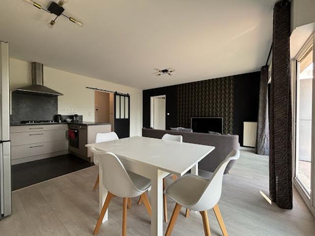 Vente Appartement 4 pièces 79.28 m2 Saint Jacques de la Lande