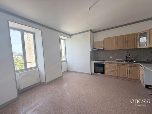 Vente Appartement 4 pièces 79.36 m2 Oloron Sainte Marie