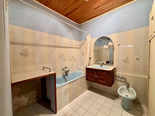 Vente Appartement 4 pièces 79 m2 Marseille 2ème