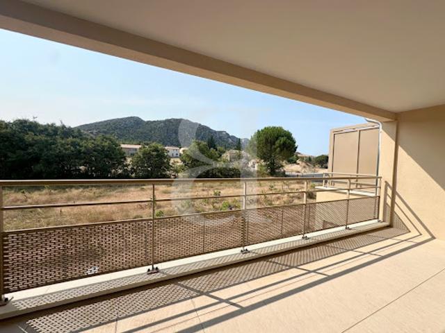 Vente Appartement 4 pièces 79 m2 Robion