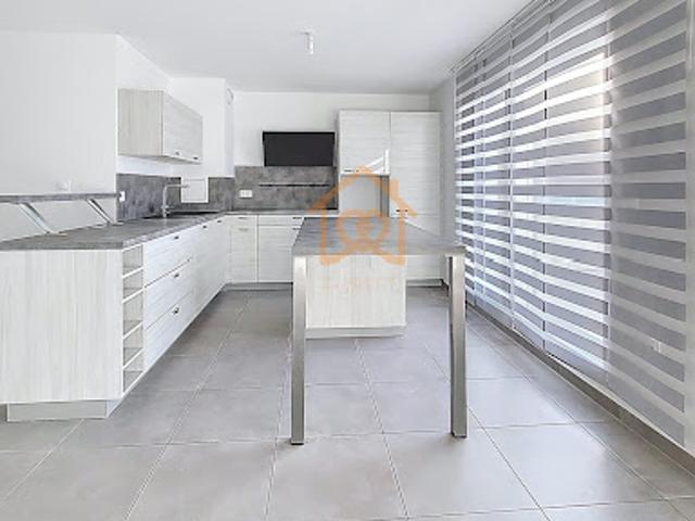 Vente Appartement 4 pièces 79 m2 Strasbourg