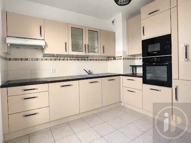 Vente Appartement 4 pièces 83.47 m2 Poissy