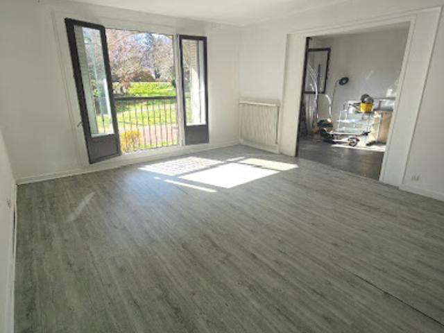 Vente Appartement 4 pièces 83.48 m2 Neuilly sur Marne
