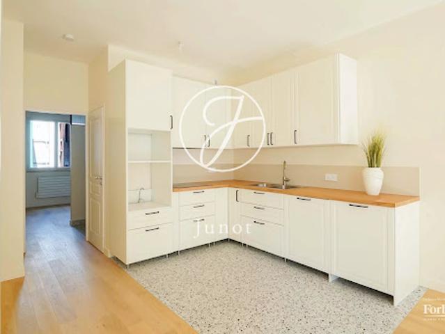 Vente Appartement 4 pièces 83.5 m2 Paris 17ème