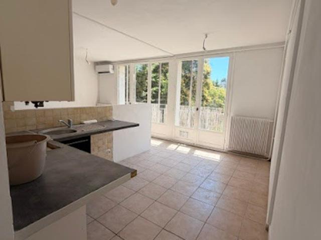 Vente Appartement 4 pièces 83.87 m2 Marseille 14ème