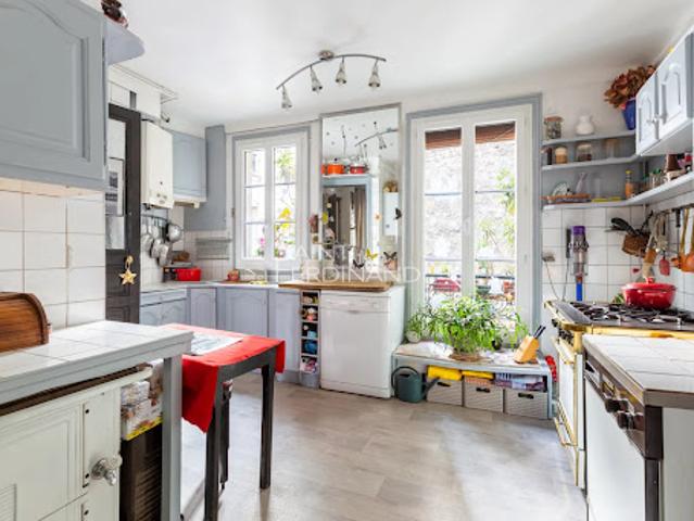 Vente Appartement 4 pièces 83.92 m2 Paris 18ème