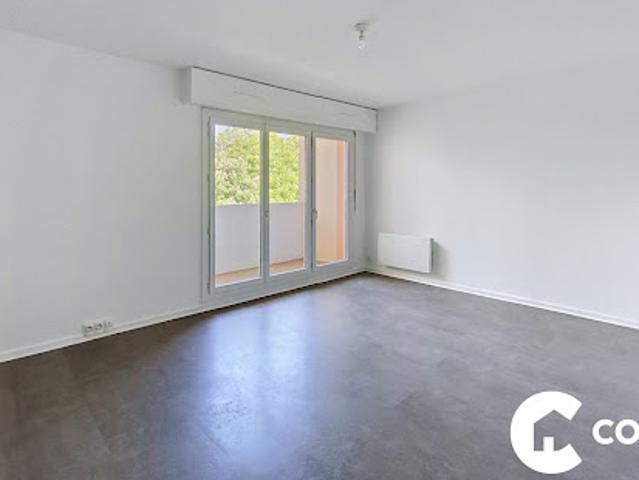Vente Appartement 4 pièces 83.09 m2 Pau