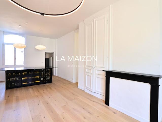 Vente Appartement 4 pièces 83.11 m2 Lille