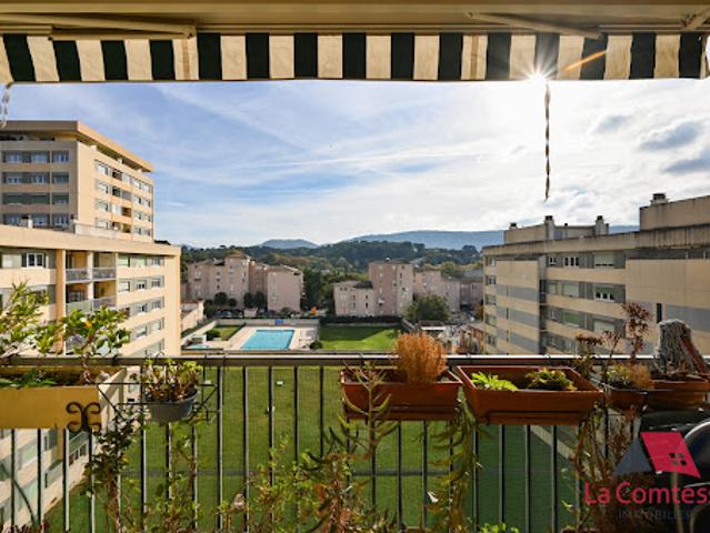 Vente Appartement 4 pièces 83 m2 Aubagne