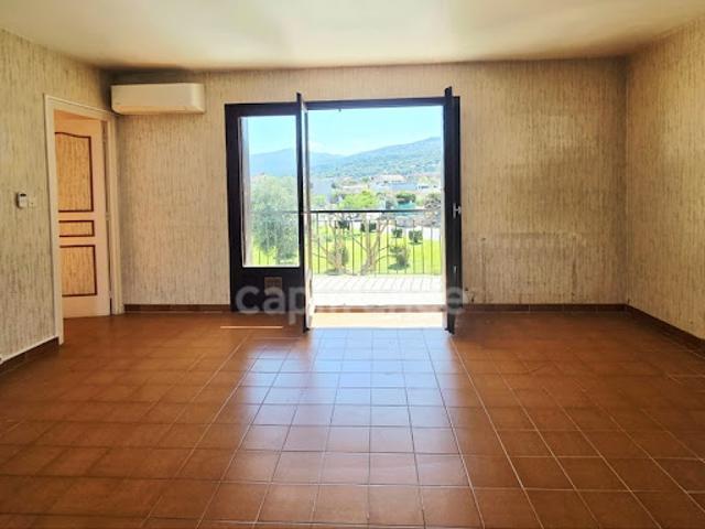 Vente Appartement 4 pièces 83 m2 Borgo