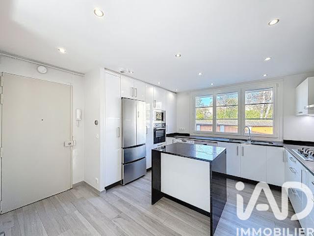 Vente Appartement 4 pièces 83 m2 Nanterre