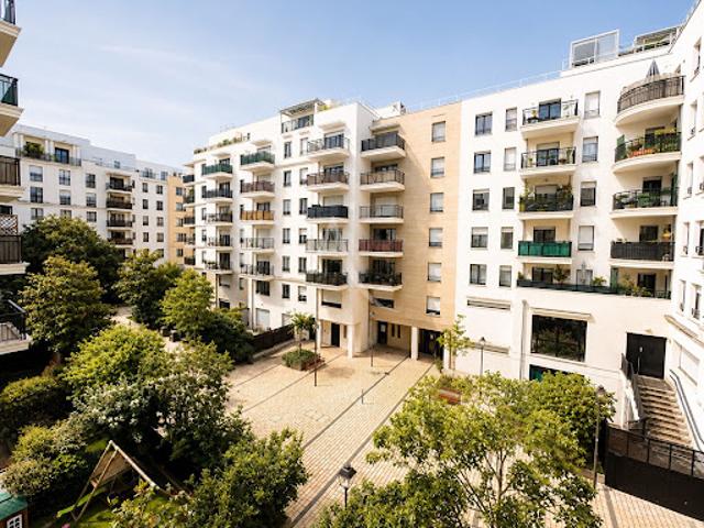 Vente Appartement 4 pièces 83 m2 Suresnes