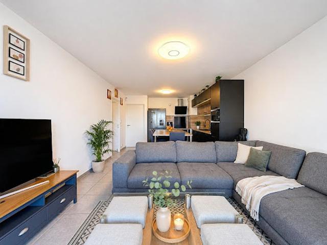 Vente Appartement 4 pièces 80 m2 Annemasse