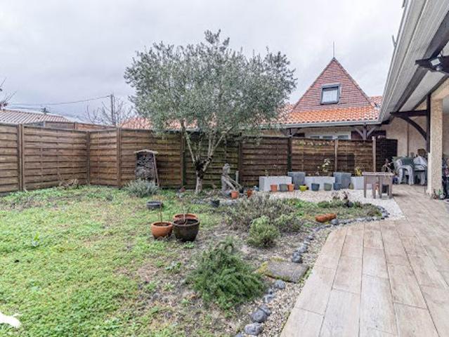 Vente Appartement 4 pièces 80 m2 Blanquefort
