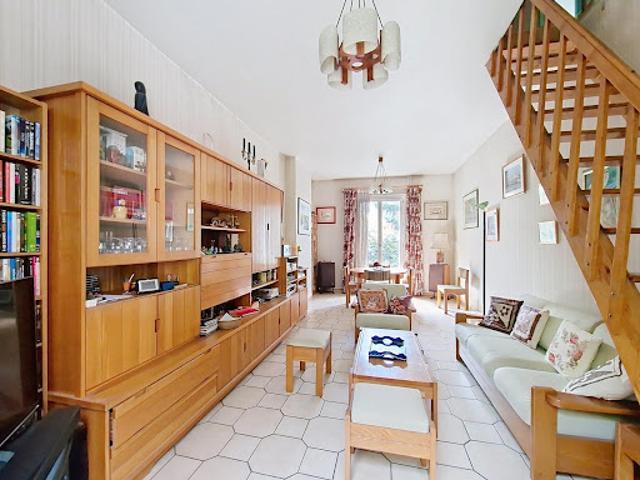 Vente Appartement 4 pièces 80 m2 Courbevoie
