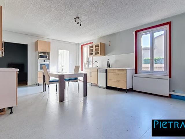 Vente Appartement 4 pièces 80 m2 Cublize