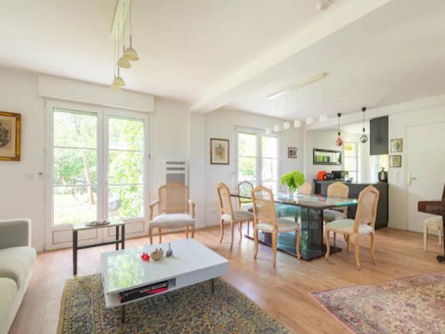 Vente Appartement 4 pièces 80 m2 Garches