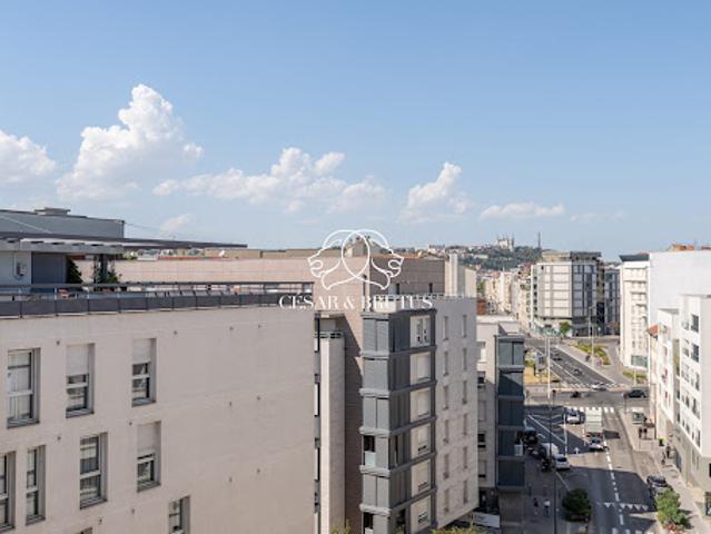 Vente Appartement 4 pièces 80 m2 Lyon 7ème