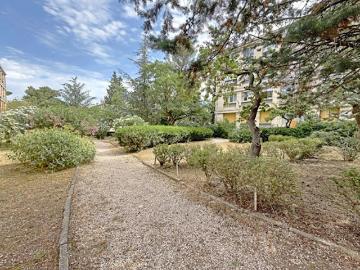Vente Appartement 4 pièces 80 m2 Marseille 9ème