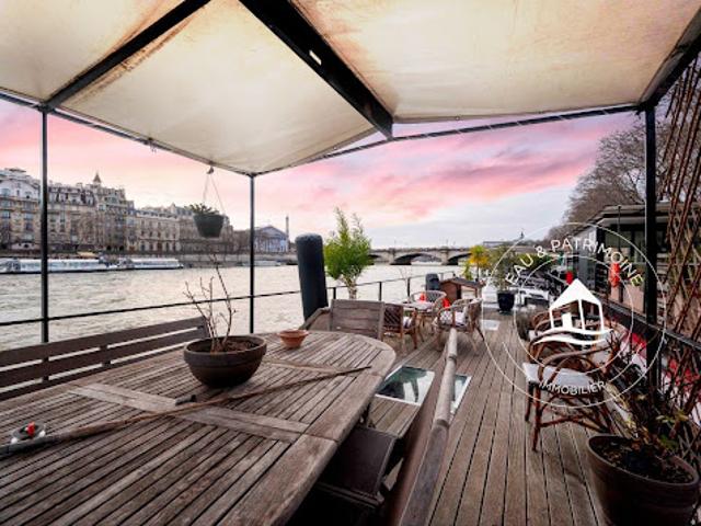 Vente Appartement 4 pièces 80 m2 Paris 1er