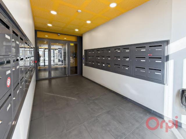 Vente Appartement 4 pièces 80 m2 Saint Denis