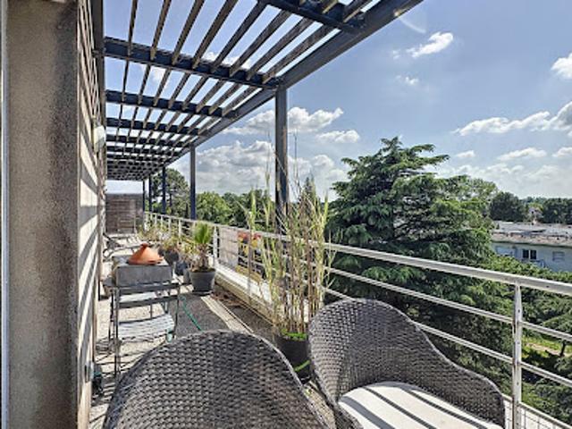 Vente Appartement 4 pièces 81.24 m2 Gradignan