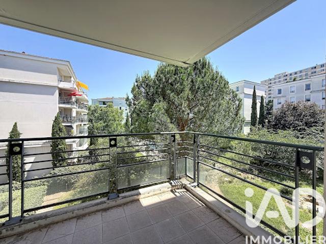 Vente Appartement 4 pièces 81 m2 Tassin la Demi Lune