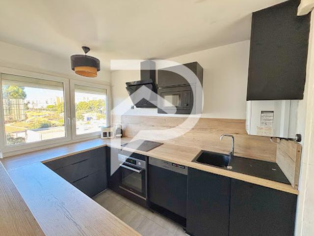 Vente Appartement 4 pièces 81 m2 Vitrolles