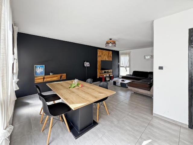 Vente Appartement 4 pièces 81 m2 Vitrolles