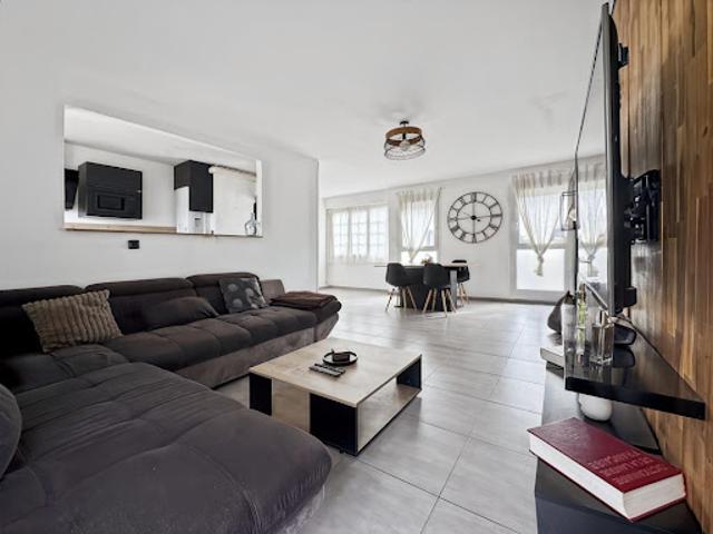 Vente Appartement 4 pièces 81 m2 Vitrolles