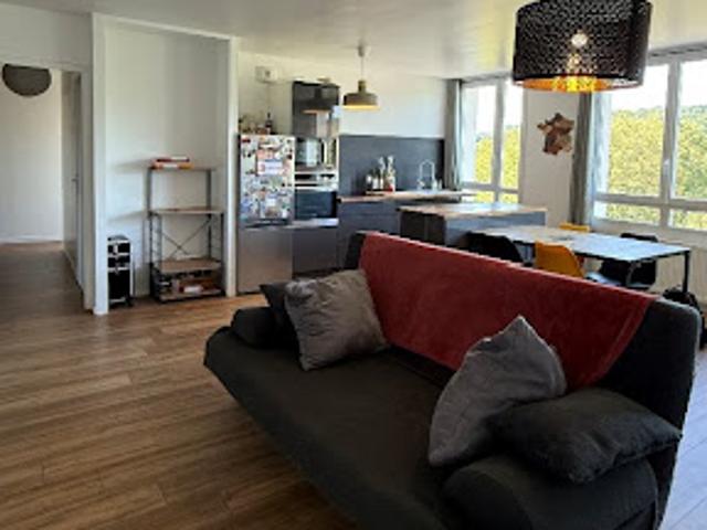 Vente Appartement 4 pièces 81 m2 Deville les rouen
