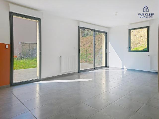 Vente Appartement 4 pièces 81 m2 Divonne les Bains