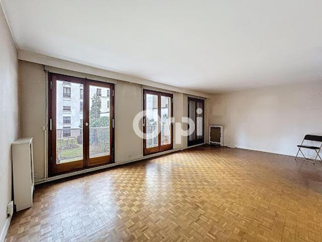Vente Appartement 4 pièces 81.31 m2 Paris 15ème
