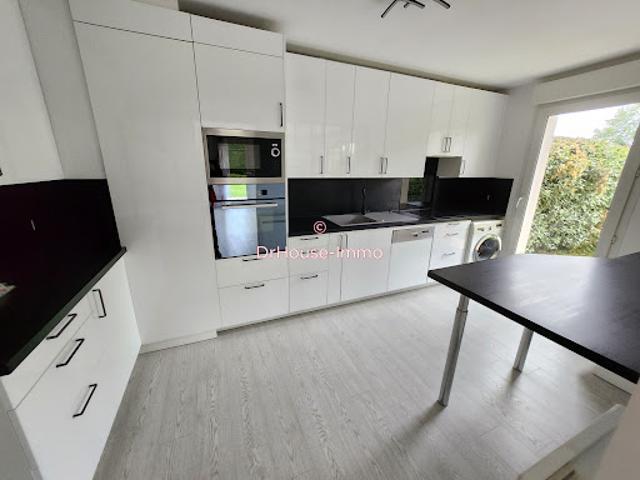 Vente Appartement 4 pièces 82.4 m2 Roissy en France