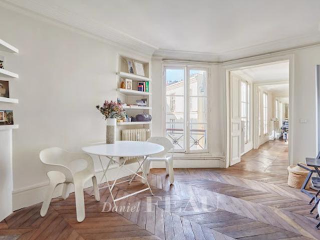 Vente Appartement 4 pièces 82.63 m2 Paris 7ème