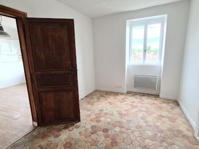 Vente Appartement 4 pièces 82.87 m2 Montfort l'Amaury