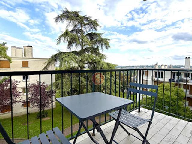 Vente Appartement 4 pièces 82.12 m2 Le Raincy