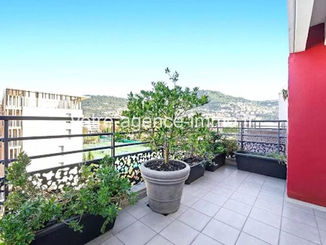 Vente Appartement 4 pièces 82.27 m2 Nice