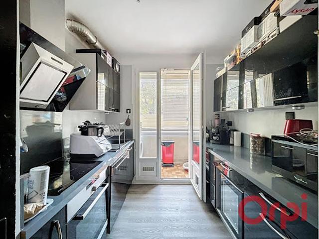 Vente Appartement 4 pièces 82.35 m2 Toulon