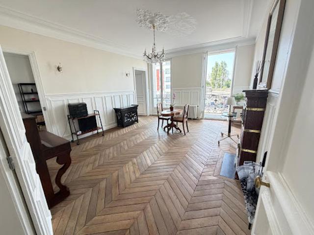 Vente Appartement 4 pièces 82 m2 Villemomble