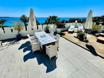 Vente Appartement 4 pièces 82 m2 Le golfe juan