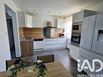 Vente Appartement 4 pièces 82 m2 Les Tourrettes