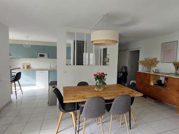 Vente Appartement 4 pièces 87.7 m2 Seynod